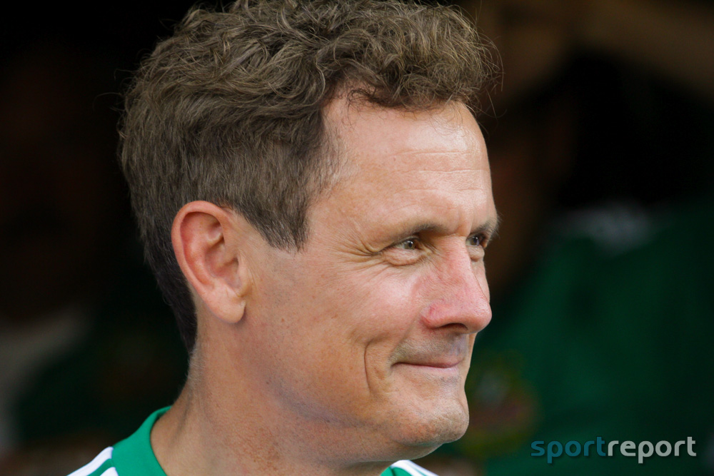 Heribert Weber: „Das Ergebnis spiegelt die Überlegenheit nicht wieder, mit der Sturm heute aufgetreten ist.“ - Bild © Sportreport Heribert Weber: „Das Ergebnis spiegelt die Überlegenheit nicht wieder, mit der Sturm heute aufgetreten ist.“