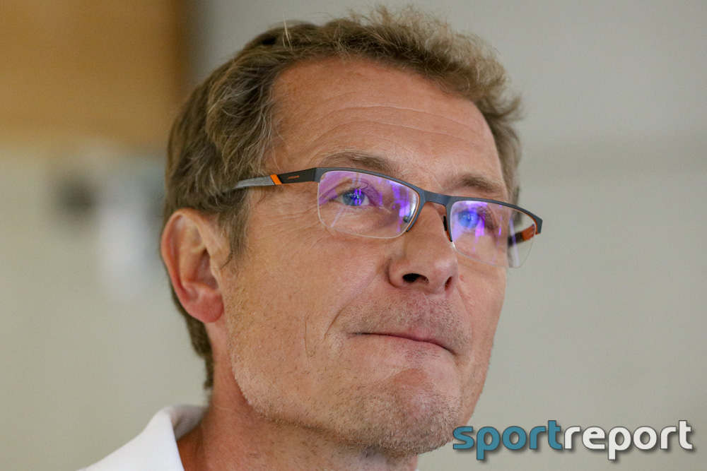 (Ex-)EBEL-Head Coach Hannu Järvenpää: „Schule und Eishockey zwischen 16 und 20 sollte Hand in Hand gehen“ - Bild © Sportreport Hannu Järvenpää
