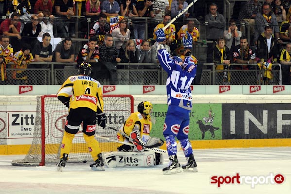 Schwaches Mitteldrittel bringt nächste Niederlage: Capitals verlieren gegen Villach knapp! - Foto © Sportreport/Andreas Urban Schwaches Mitteldrittel bringt nächste Niederlage: Capitals verlieren gegen Villach knapp! - Foto © Sportreport/Andreas Urban