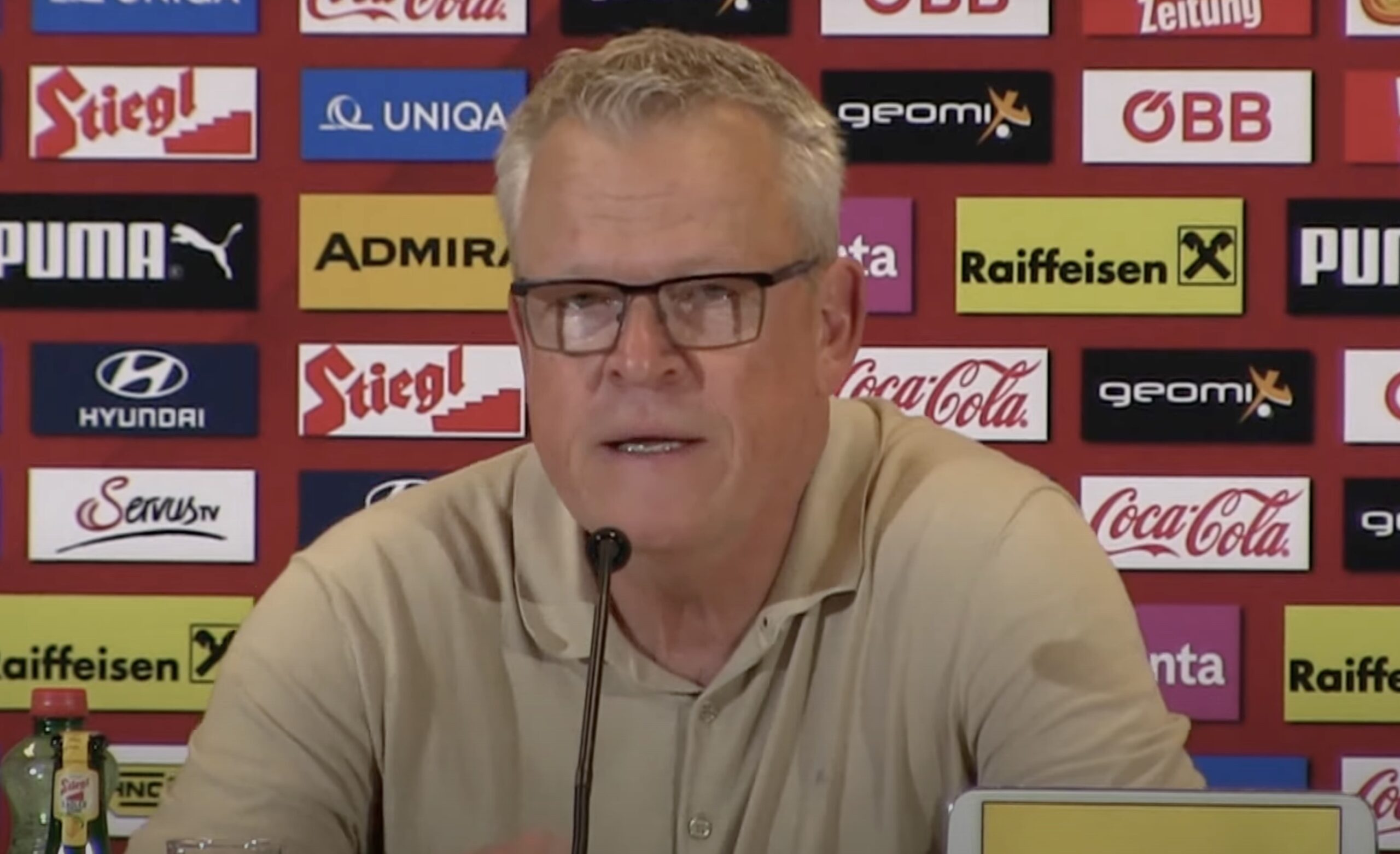 Video: Janne Andersson (Trainer Schweden) - die Pressekonferenz nach dem Spiel gegen Österreich