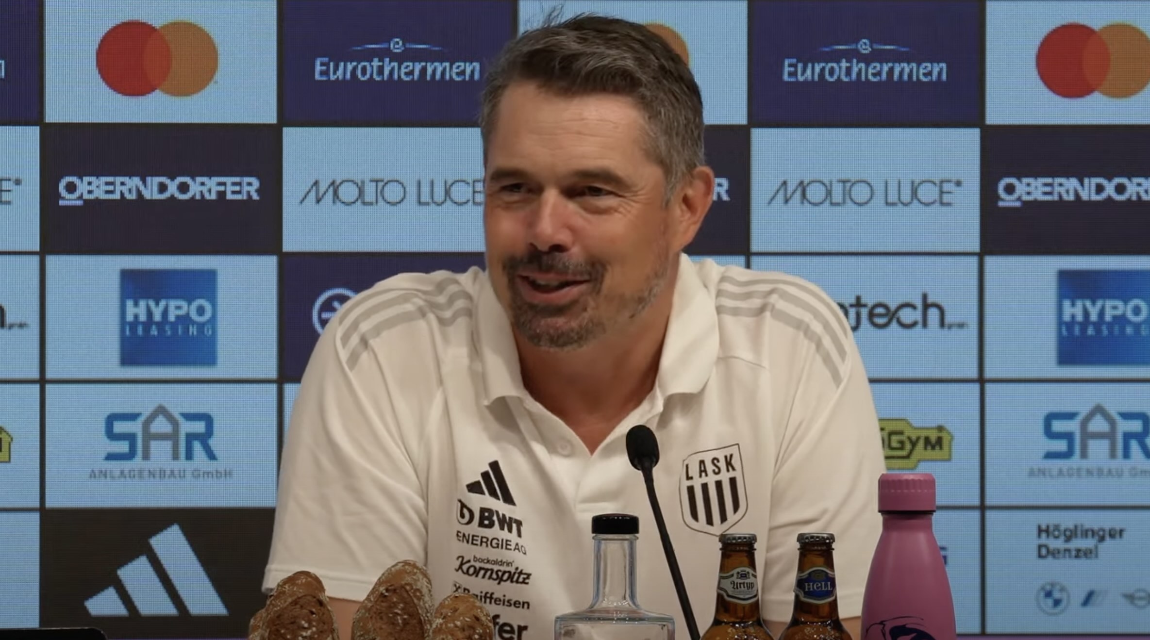 Video: Thomas Darazs (Trainer LASK) - die Pressekonferenz nach dem Spiel gegen FC Red Bull Salzburg