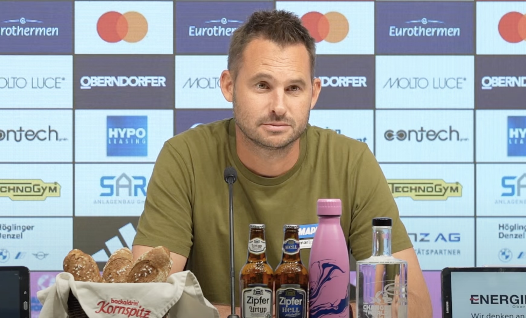 Video: Gernot Messner (Trainer Grazer AK 1902) - die Pressekonferenz nach dem Spiel gegen LASK