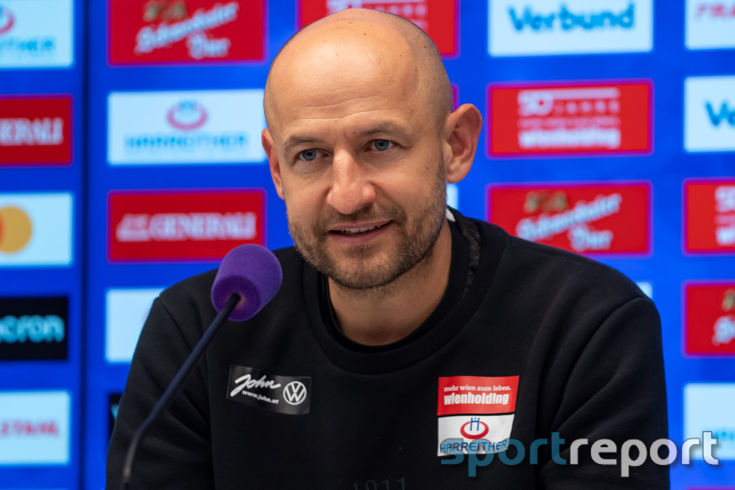 Video: Stephan Helm (Trainer FK Austria Wien) - die Pressekonferenz nach dem Spiel gegen FC Blau-Weiß Linz