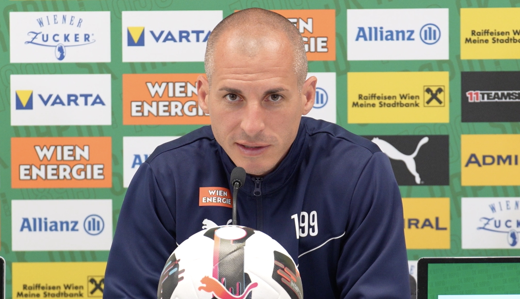 Video: Stefan Kulovits (Trainer SK Rapid) - die Pressekonferenz nach dem Spiel gegen WAC Video: Stefan Kulovits (Trainer SK Rapid) - die Pressekonferenz nach dem Spiel gegen WAC
